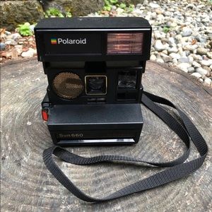 Polaroid sun 660 autofocus camera